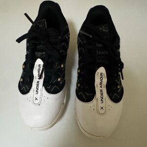 Under Armour Monochrome Athletic Shoes